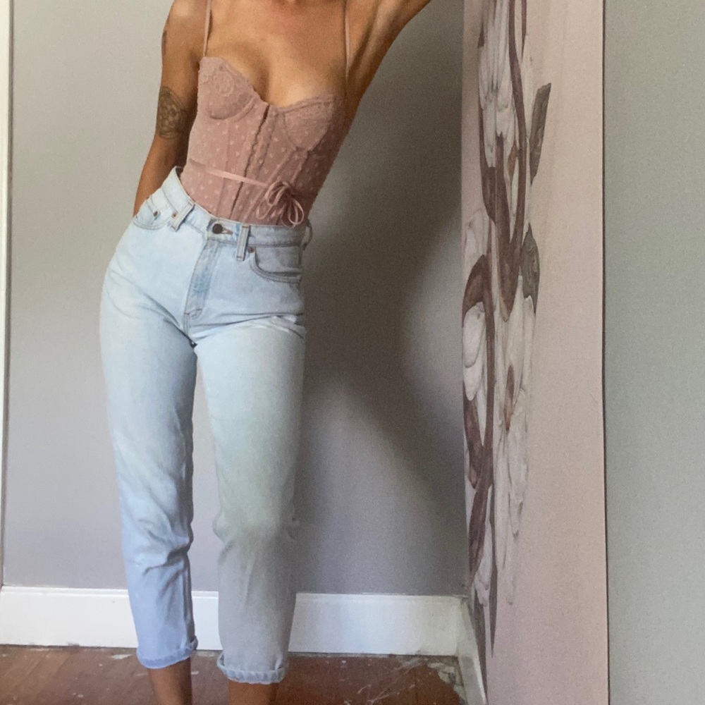 Vintage Levi’s 521 Cropped Straight Leg Jeans